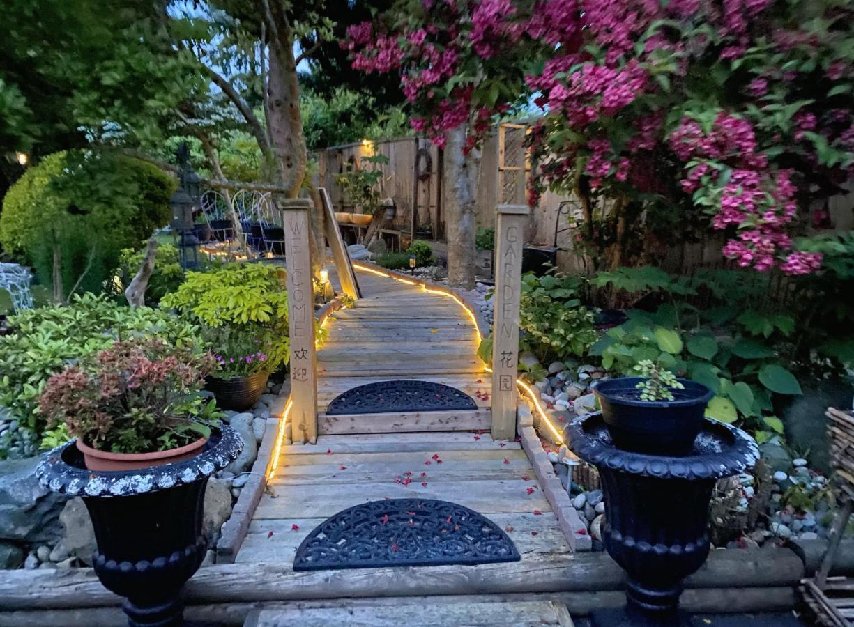 Xanadu 世外桃源 Villa Tsawwassen Luaran gambar